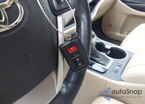 2015 Toyota Highlander Limited V6 z USA, uszkodzony, nr VIN 5TDDKRFH8FS191671